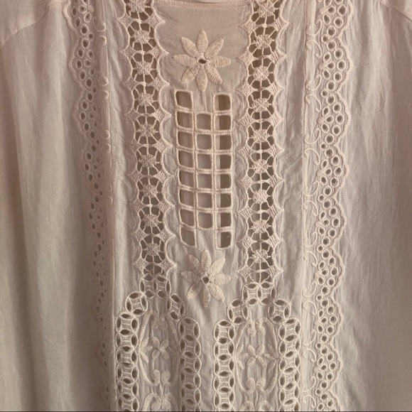 JOHNNY WAS * NWOT Buttercream Eyelet Lace Sheer Cupra Rayon Top - Picture 3 of 8